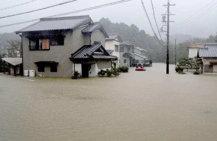 Al menos 2 víctimas mortales y 82 heridos, como consecuencia del tifón “Hagibis” (Japón)