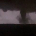 Destructivo tornado atraviesa Dallas causando daños importantes (Estados Unidos)