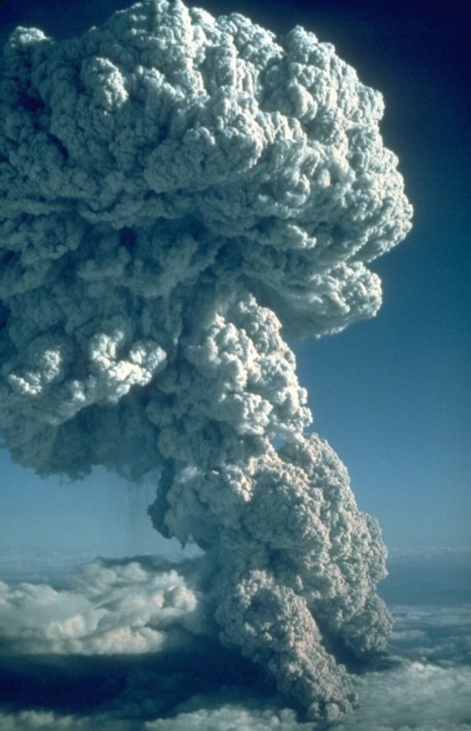 El volcán de St. Helena registra el mayor incremento sísmico desde su última erupción en 2008 (Estados Unidos)
